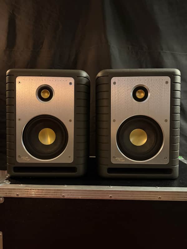 KD KRK Elite 6 - Black image 1