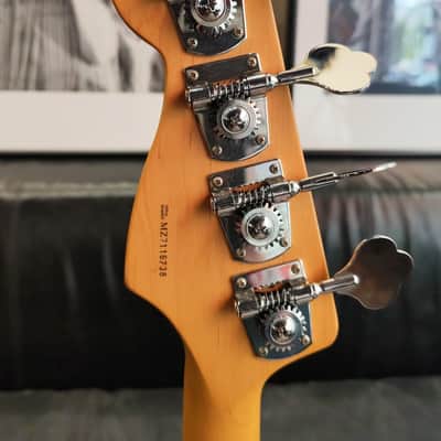 Fender Jazz Bass Deluxe 2007 - Vintage White image 6