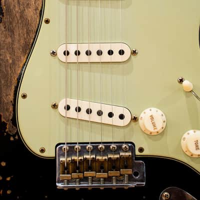 Fender Custom Shop Limited Edition '59 Stratocaster Super Heavy Relic Rosewood Fingerboard Aged Black Chocolate 3 Color Sunburst image 6