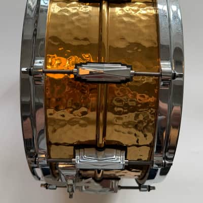 Ludwig LB552K Hammered Bronze 6.5x14" 10-Lug Snare Drum 1985 - 2020 - Clear-Lacquered Bronze image 3