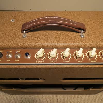 Victoria Victorilux 1x15 / 115 Combo Amplifier image 10