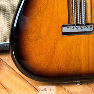 2016 Fender Eric Johnson Stratocaster 2 Tone SB image 14