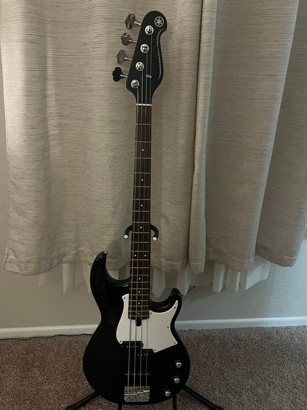 Yamaha BB234-VW 4-String 2010s - Vintage White