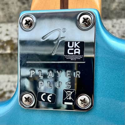 Fender Player Plus Stratocaster PF Opal Spark image 5