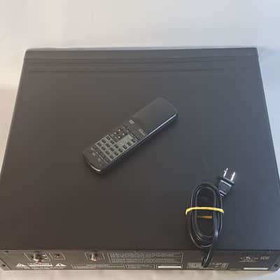 Denon DCM-280 5 Disc CD Player/Changer with MP3 Decoder & Remote image 3