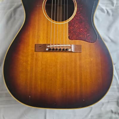 Gibson LG-2 1957 - Lacquer image 2