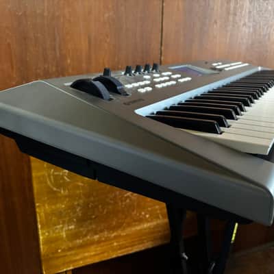 Yamaha MM6 Music Synthesizer Workstation w/ box power supply image 6