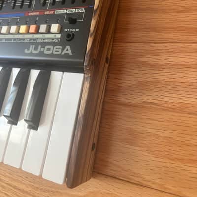 Roland JU-06A Boutique Series Synthesizer Module with K-25m Keyboard 2019 - Present - Black image 2