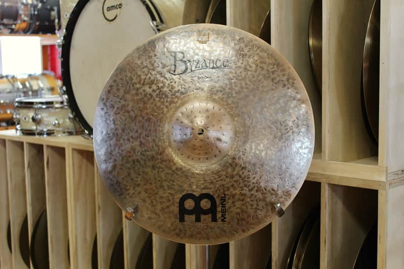 Meinl 17" Byzance Dark Crash 1180g image 1