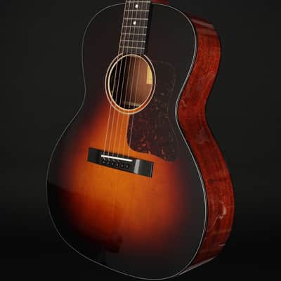 Eastman E1OOSS-DLX-SB Deluxe Electro Acoustic in Sunburst with Gig Bag #M2537337 image 2