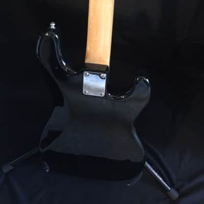 Fender Left Handed Precision Bass 32" Scale 1988-1989 Black image 3