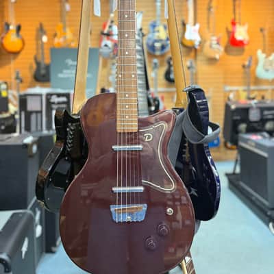 Danelectro '56 U2 Reissue with Case image 2