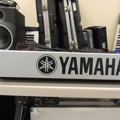 Yamaha CS2X [Three Wave Music] image 8