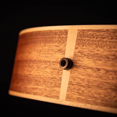 Larrivée OMV-40 with Mahogany, Sitka Spruce & L.R. Baggs Stagepro Element Pickup image 9