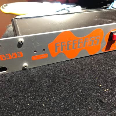 MAM FreeBass FB383 (90s TB303 clone) analog rack bass synth with power supply image 1