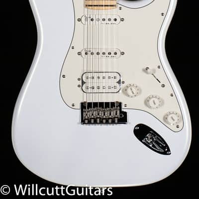 Fender Juanes Stratocaster Maple Fingerboard Luna White (533) image 3