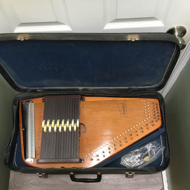 Vintage Oscar Schmidt Autoharp 36 String 15 chords good condition image 1