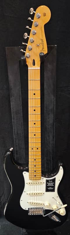 Fender Player II Stratocaster Electric Guitar - Black with Maple Fingerboard 2025 image 1