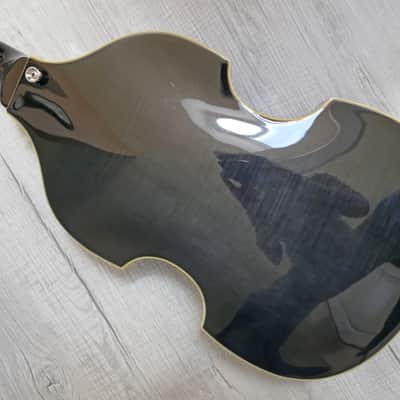 Rare Discontinued 2008 Duesenberg DVB Violin Bass image 4