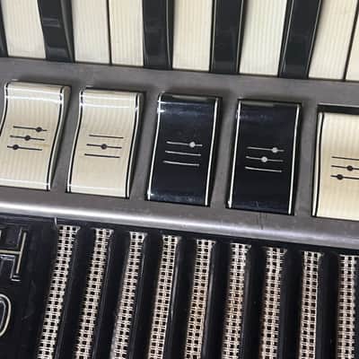 Hohner Verdi III M Piano Accordion – Vintage 1950s, Black image 7