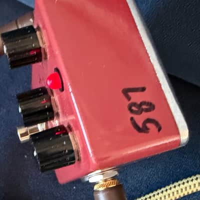 Bearfoot FX Dyna Red Distortion 2010s - Red image 3