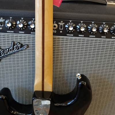 Fender American Vintage '70s Stratocaster 3 tone sunburst Rosewood Fretboard 2005 (Video attached) image 10