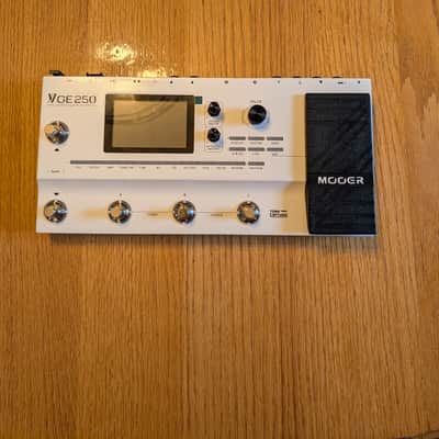 Mooer GE 250 2020 - White image 2