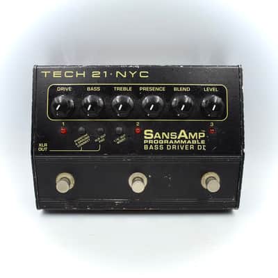 Tech21 SansAmp Programmable Bass Driver DI Made in USA Bass Guitar Effect Pedal 990315 image 2