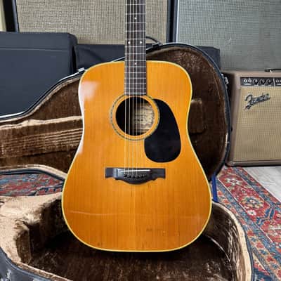 *Video* Yamaki Custom Folk No 125 Dreadnought w/Vintage Hard Shell Case. - 1970's image 1