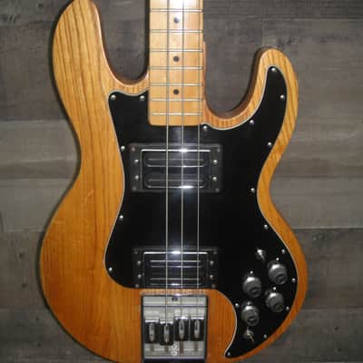Peavey T40 Bass Guitar image 2