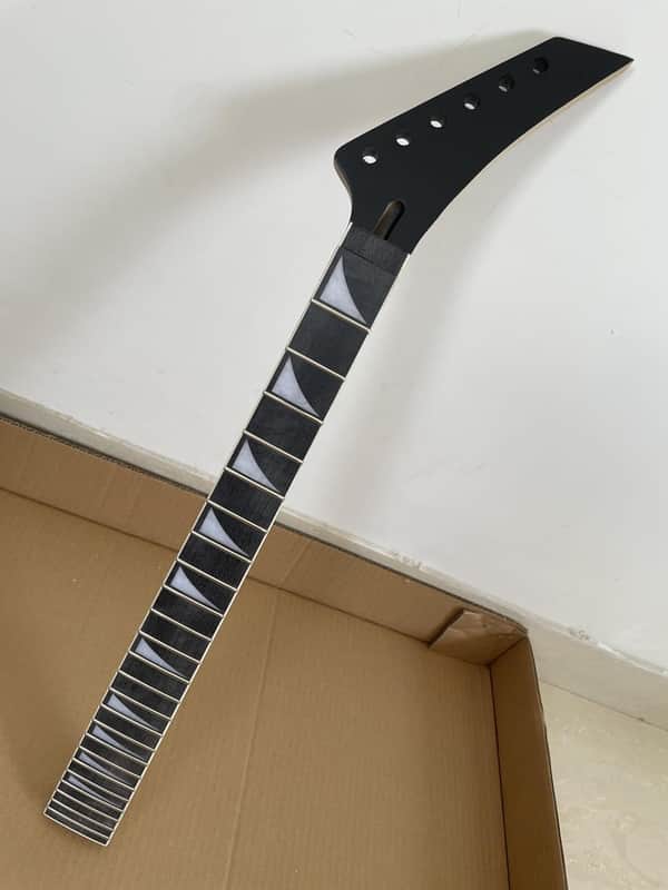 style Guitarr Neck Maple Rosewood Fretboard 24 fret 25.5 inch Shark fin Inlay Locking Nut 42mm DIY Bolt on heel image 1