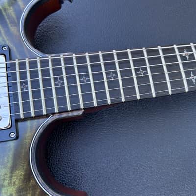 Knaggs Keya 2022 - Green Burst image 8