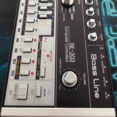 Din Sync RE-303 Analog Acid Machine Black/Silver Bild 3