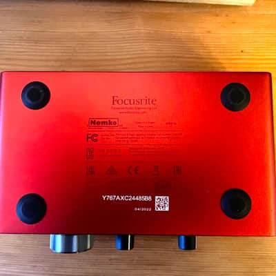 Focusrite Scarlett Solo 3rd Gen USB Audio Interface - Red/Black image 3