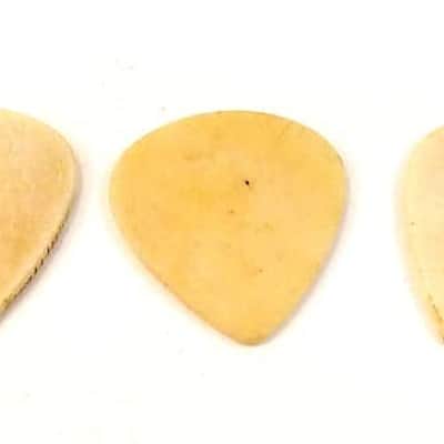 Clayton Guitar Picks Exotic Series Sleek Bone 3 Pack
