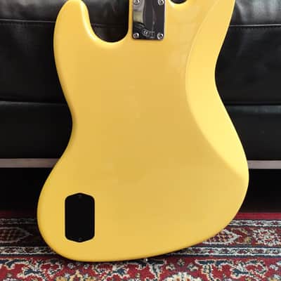 Fender Jazz Bass Deluxe 2007 - Vintage White image 5
