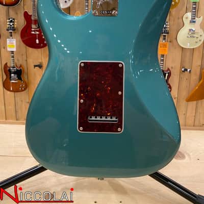 Fender American Professional Classic Stratocaster, Rosewood Fingerboard, Faded Sherwood Green Metallic image 9