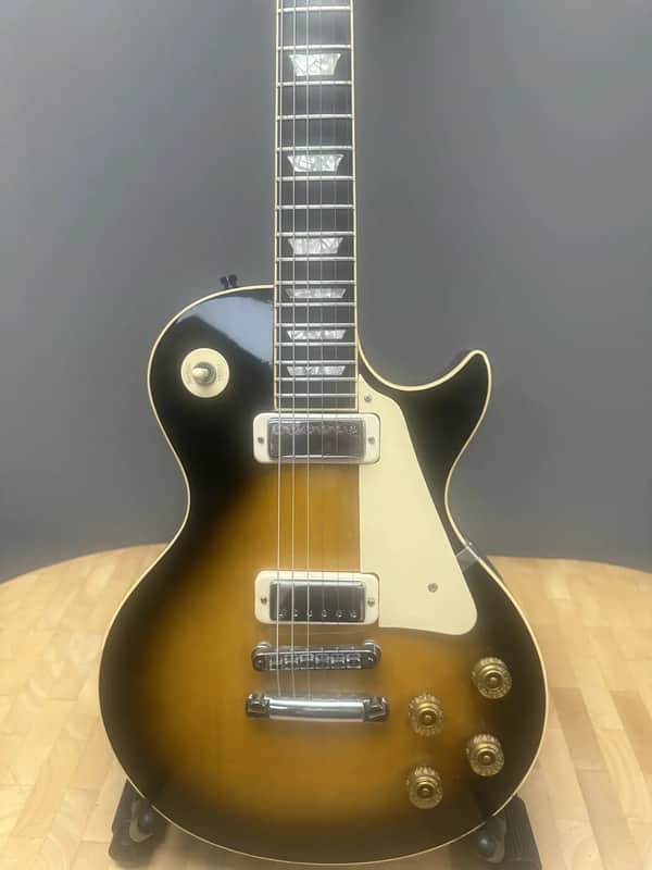 Gibson Les Paul Deluxe 1981 image 1