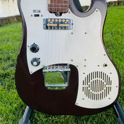 John Hiatt owned , 1960ies, Silvertone with built-in amp image 3