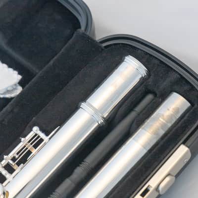 Yamaha YFL-200AD II Advantage Flute *Cleaned & Serviced *Ready to play image 4