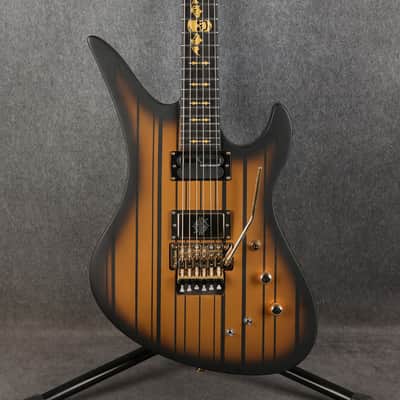 Schecter Diamond Series Synyster Gates Custom S - Satin Gold Burst - 2nd Hand image 3
