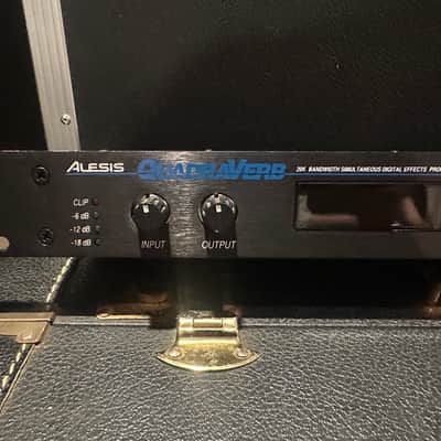 Alesis QuadraVerb 20k Bandwidth Simultaneous Digital Effects Processor 1990s - Black image 2