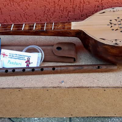 Georgian folk music instruments | Panduri and Salamuri | Folk music | Fanduri image 1