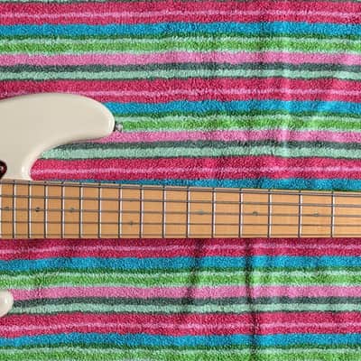 Fender American Precision Deluxe 5 String Early 2000s - White image 3