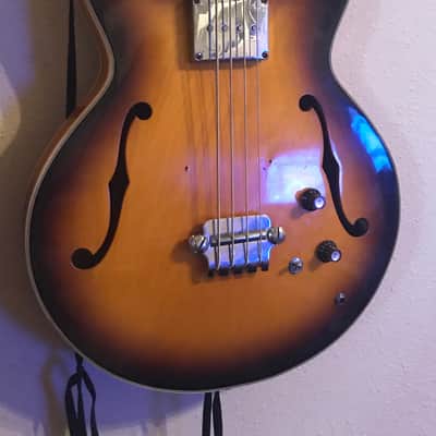 Vintage Ventura  Semi-hollow body bass guitar 335 copy 60’s-70’s Sunburst image 2