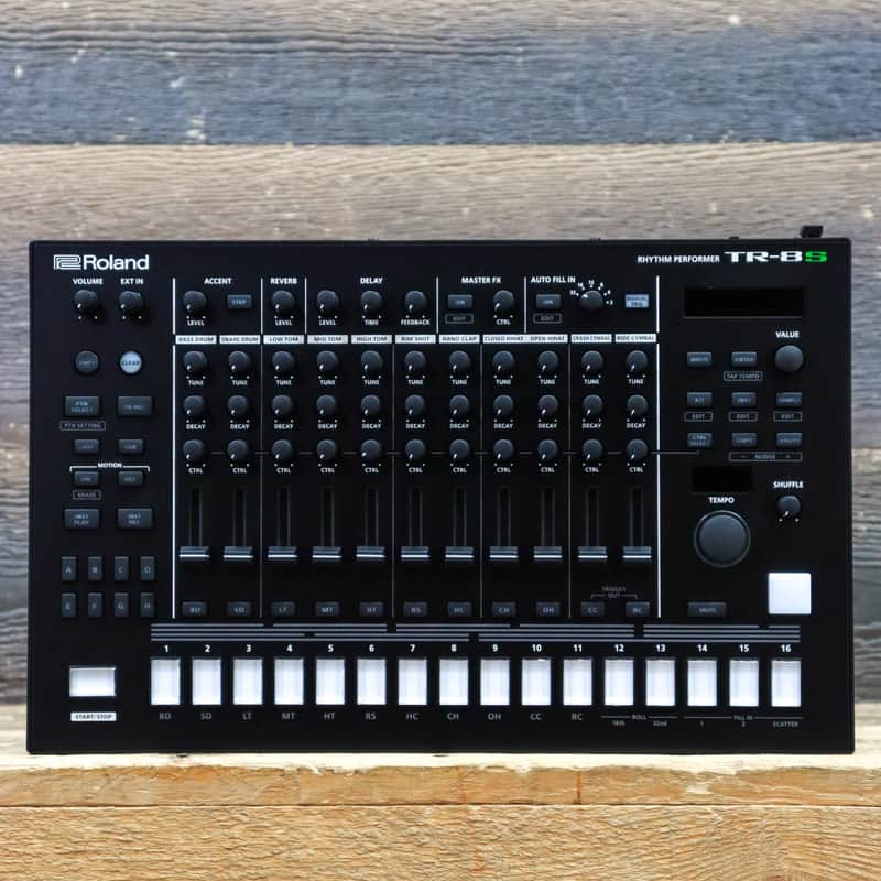 Roland TR-8S Rhythm Performer Drum Machine | Reverb Canada