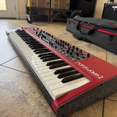 Nord Wave 2 61-Key W/ GATOR CASE