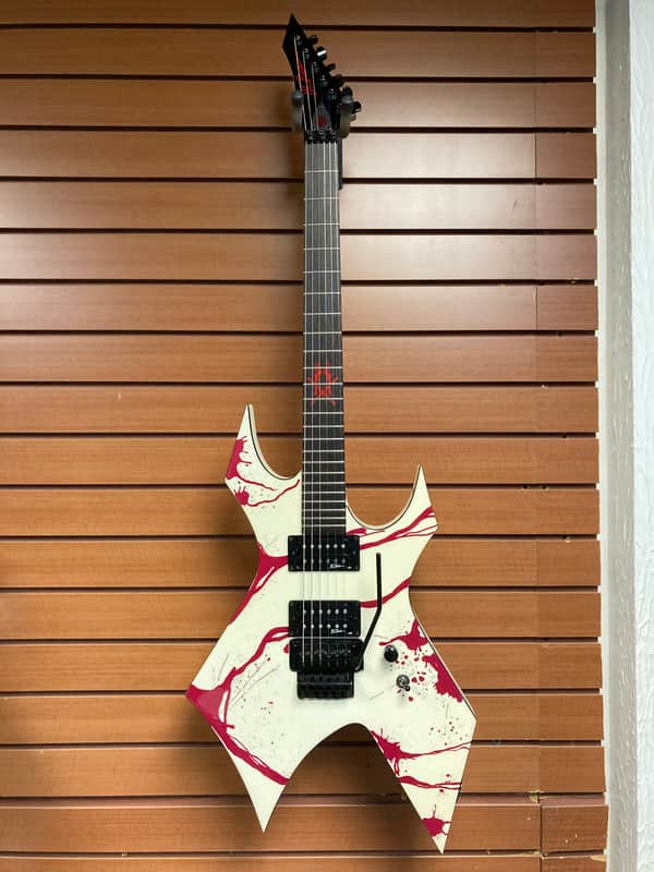 B.C. Rich Joey Jordison Warlock II in Blood Splatter w/Coffin Case