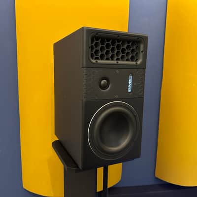 PMC 6 studio monitors image 4