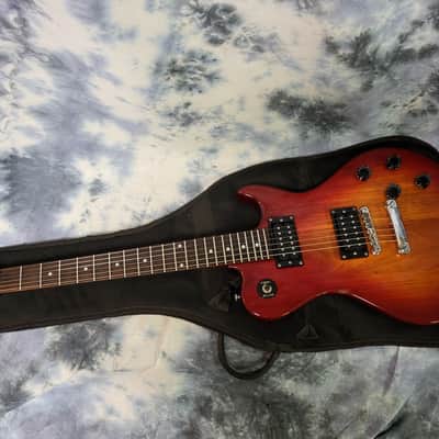 2010 Silvertone Samick Solid Body Guitar Pro Setup New Strings Gigbag image 15